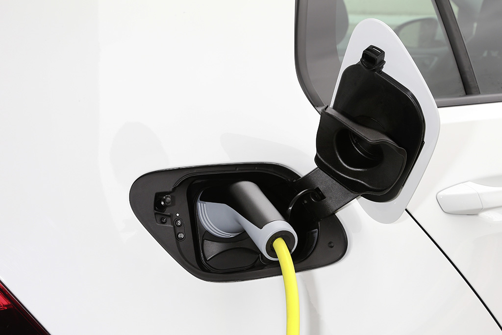 De achtste generatie van de Volkswagen Golf komt er niet in een elektrische versie.
