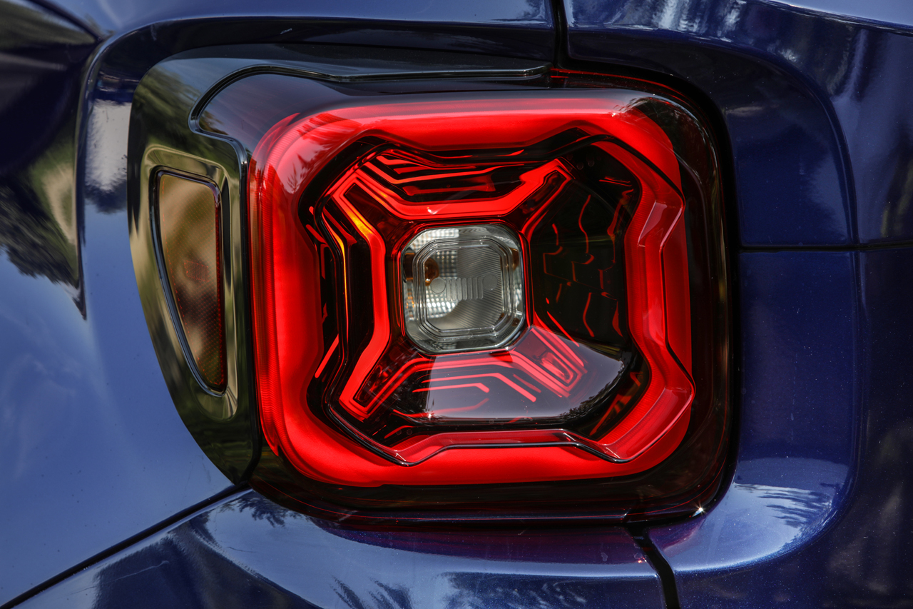Jeep lanceert twee nieuwe motoren in een licht gefacelifte Renegade