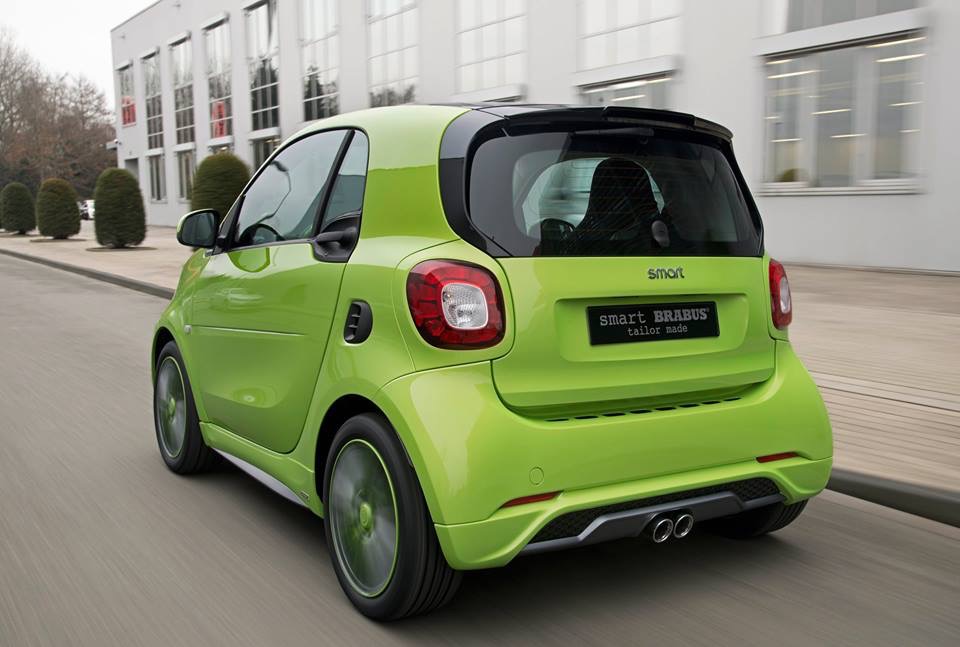 Eerste beelden nieuwe smart fortwo BRABUS dankzij een persbericht over het tailor made programma.