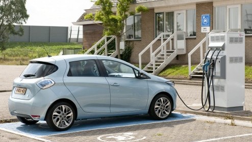 Nieuwe 43 kW AC-snelladers voor Renault ZOE in aanbouw.