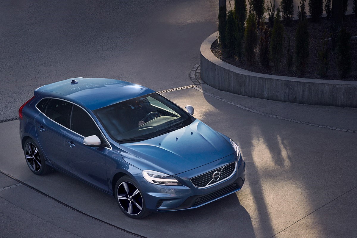Volvo lanceert drie nieuwe uitrustingsvarianten van de V40 en V40 Cross Country