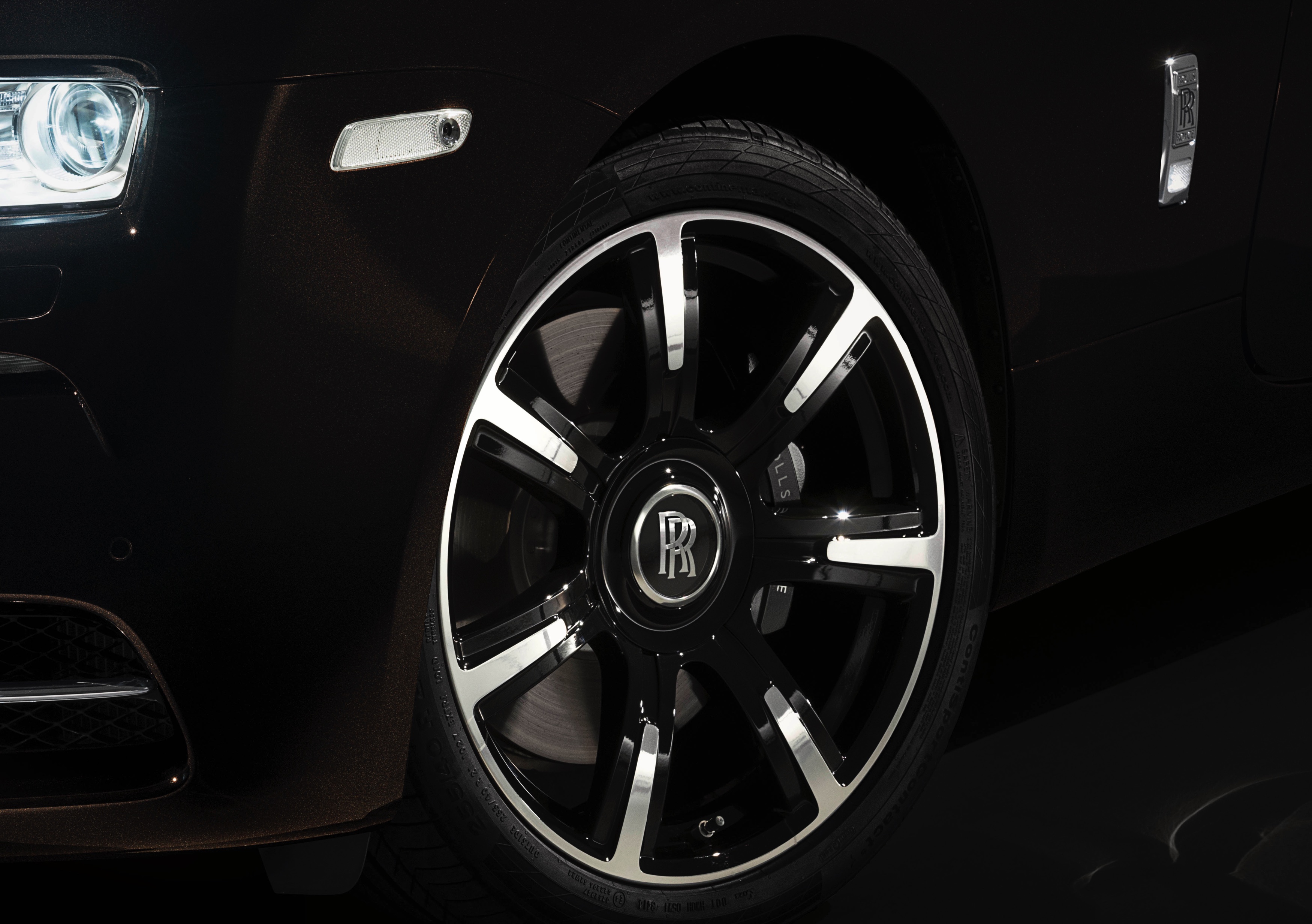 Rolls-Royce toonde laatst een Ghost 'Inspired by Fashion'. Nu is de Wraith aan de beurt en in plaats van mode is deze genspireerd door muziek.
