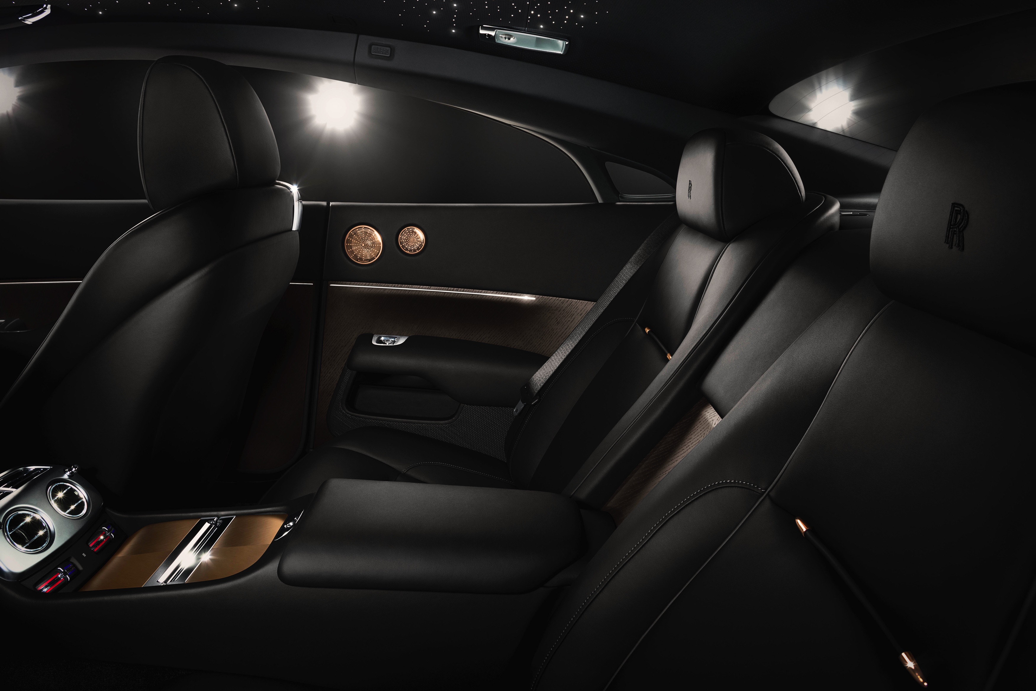 Rolls-Royce toonde laatst een Ghost 'Inspired by Fashion'. Nu is de Wraith aan de beurt en in plaats van mode is deze genspireerd door muziek.