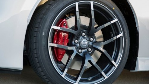 Nissan 370Z Nismo facelift voor modeljaar 2015.