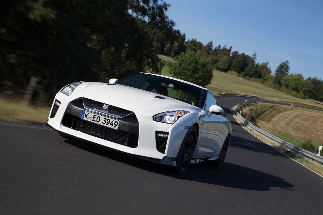 De Nissan GT-R is er nu ook als Track Edition, die met vooral een andere onderstelafstelling de snelste is na de GT-R Nismo.