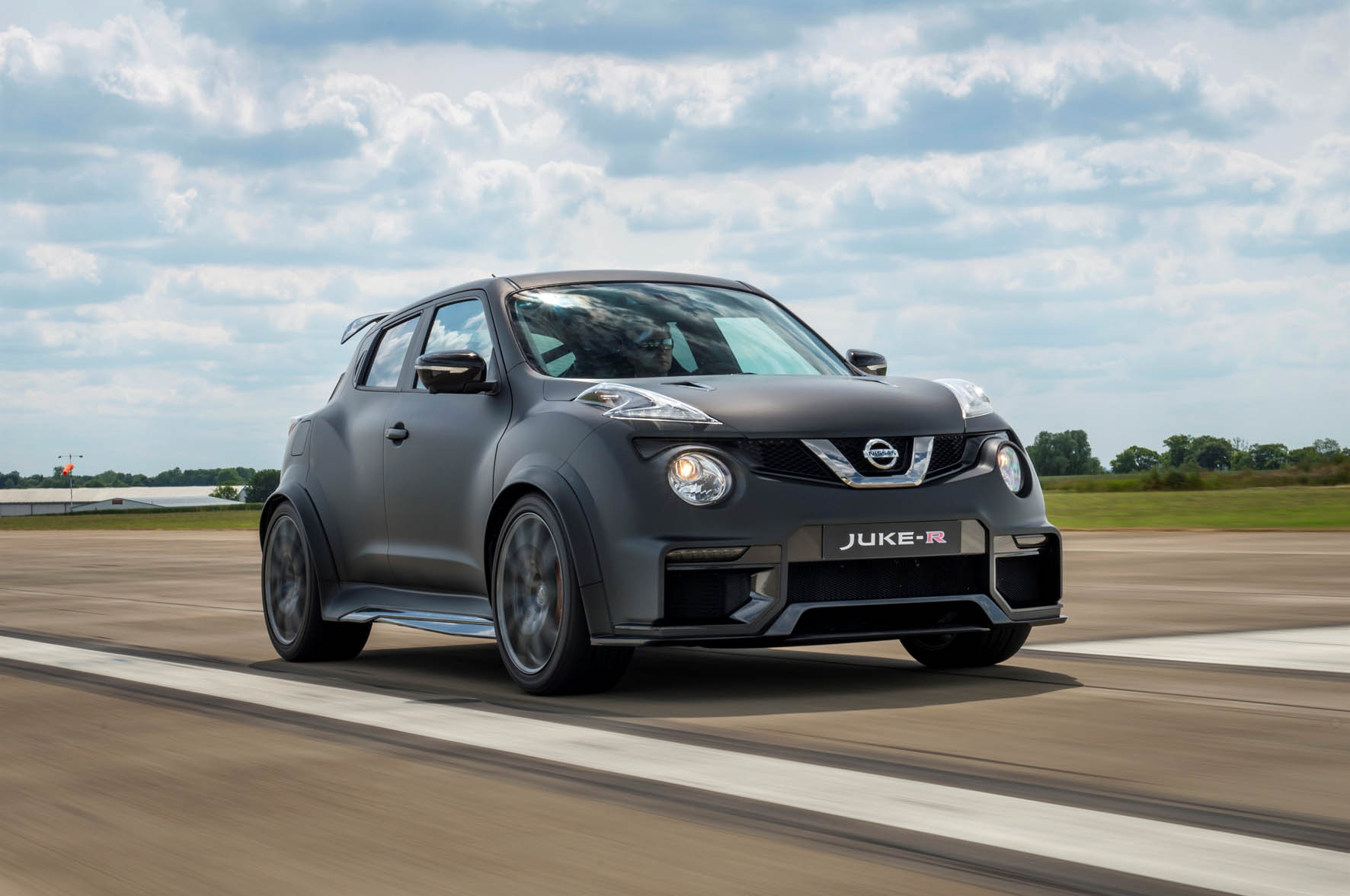 De Nissan Juke-R krijgt een vervolg als Juke-R 2.0 met 600 pk. Hij beleefde zijn debuut op Goodwood Festival of Speed.