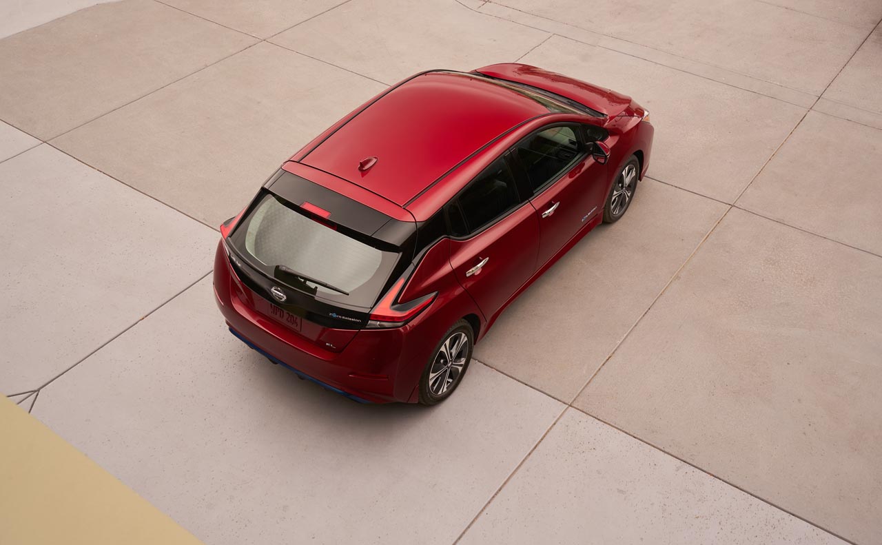 Nissan lanceert op de IAA de tweede generatie Leaf met een grotere actieradius en compleet nieuwe carrosserievorm.