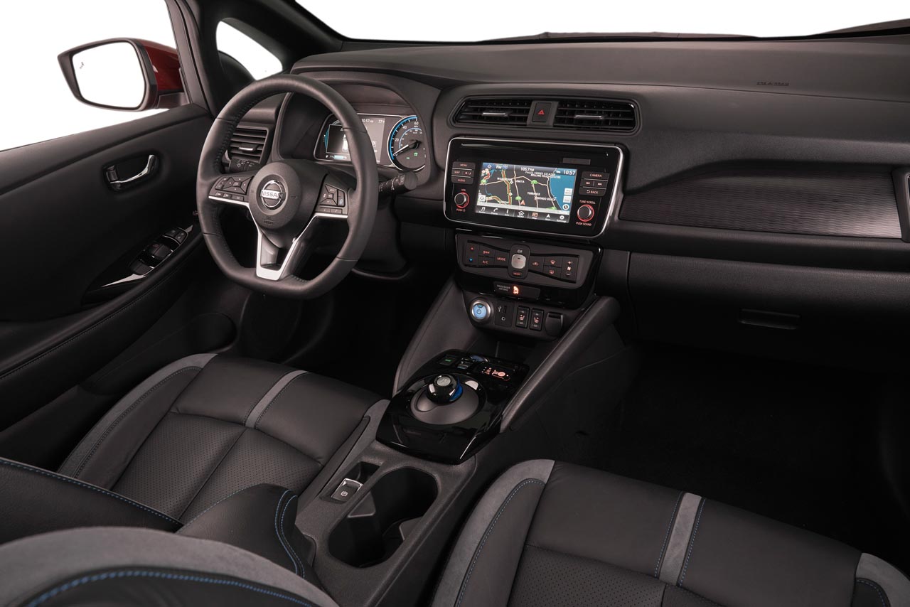 Nissan lanceert op de IAA de tweede generatie Leaf met een grotere actieradius en compleet nieuwe carrosserievorm.