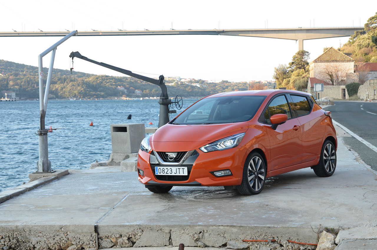 Nissan komt met de Micra terug in het B-segment en presenteert zich daar met een origineel ogend vijfderus model. AutoVandaag ging met de nieuweling op stap.