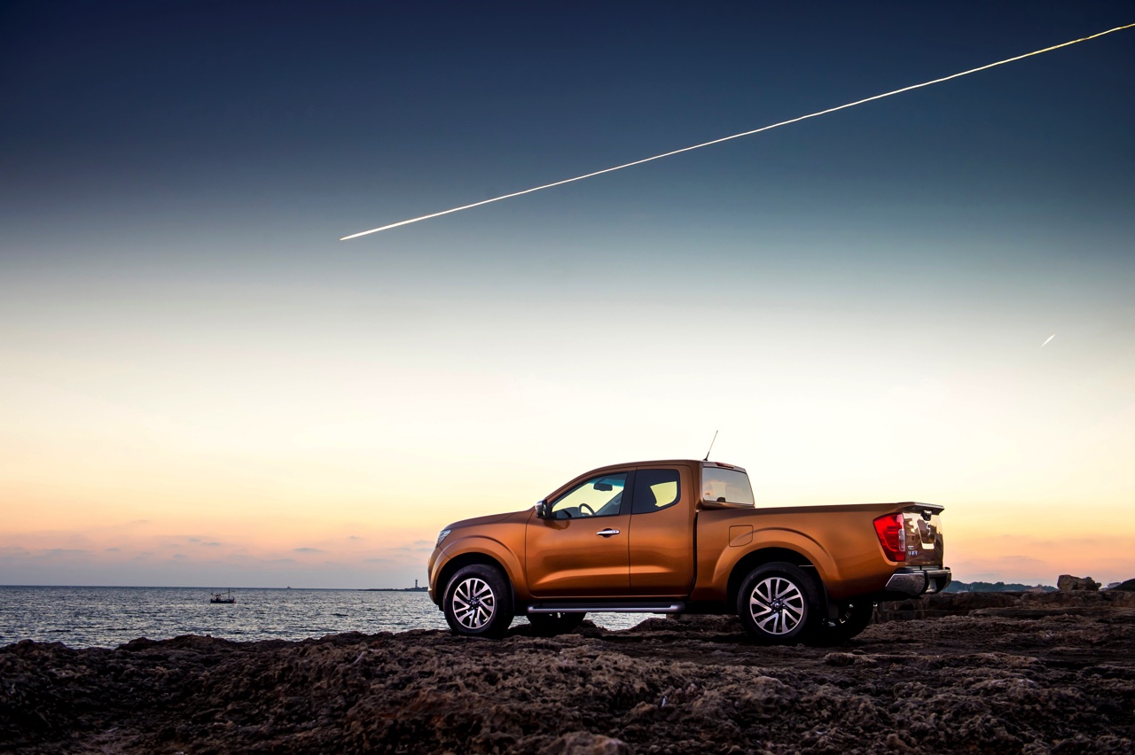 Prijzen en uitvoeringen nieuwe Nissan Navara bekend. De Nissan pick-up komt in januari 2016 naar Nederland.