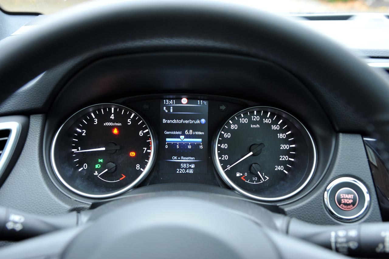 Nissan heeft de succesvolle Qashqai een facelift gegeven. De auto toont stoerder en krijgt elektronische toevoegingen met onder meer ProPilot.