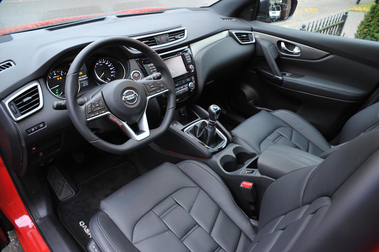 Nissan heeft de succesvolle Qashqai een facelift gegeven. De auto toont stoerder en krijgt elektronische toevoegingen met onder meer ProPilot.