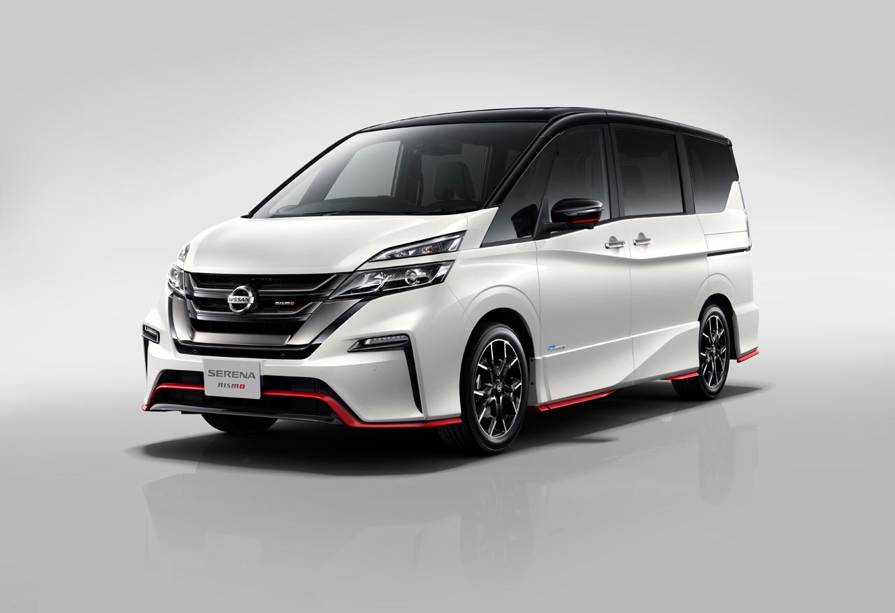 Nissan laat op de Tokyo Auto Salon tal van modellen zien die worden aangekleed met accessoires.
