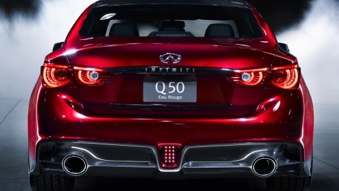 Q50 Eau Rouge van Infiniti laat zich al zien, voorafgaand aan debuut Detroit Auto Show.