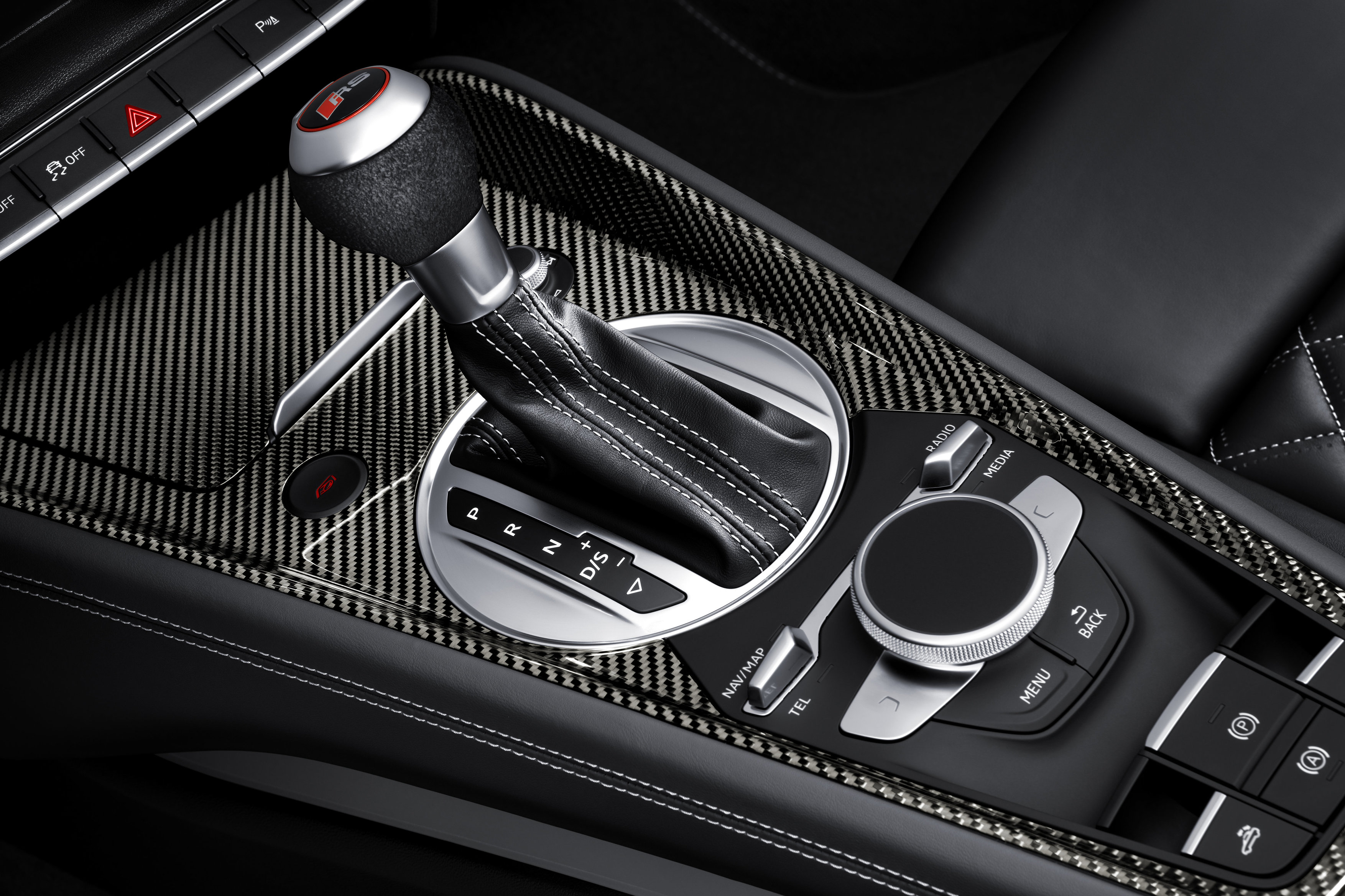 Nieuwe Audi TT RS Coupe en Roadster geintroduceerd. Ze staan in het najaar van 2016 in de showroom en gaan aan de bak met de 400 pk sterke 2.5 TFSI vijfcilinder. Knallen!