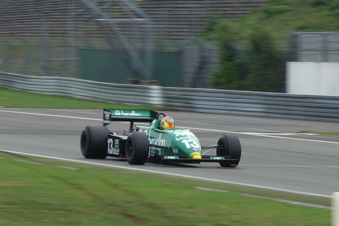 Verslag Oldtimer Grand Prix 2015 op Nburgring, een lekker Duits feestje met uitlaatgeweld!