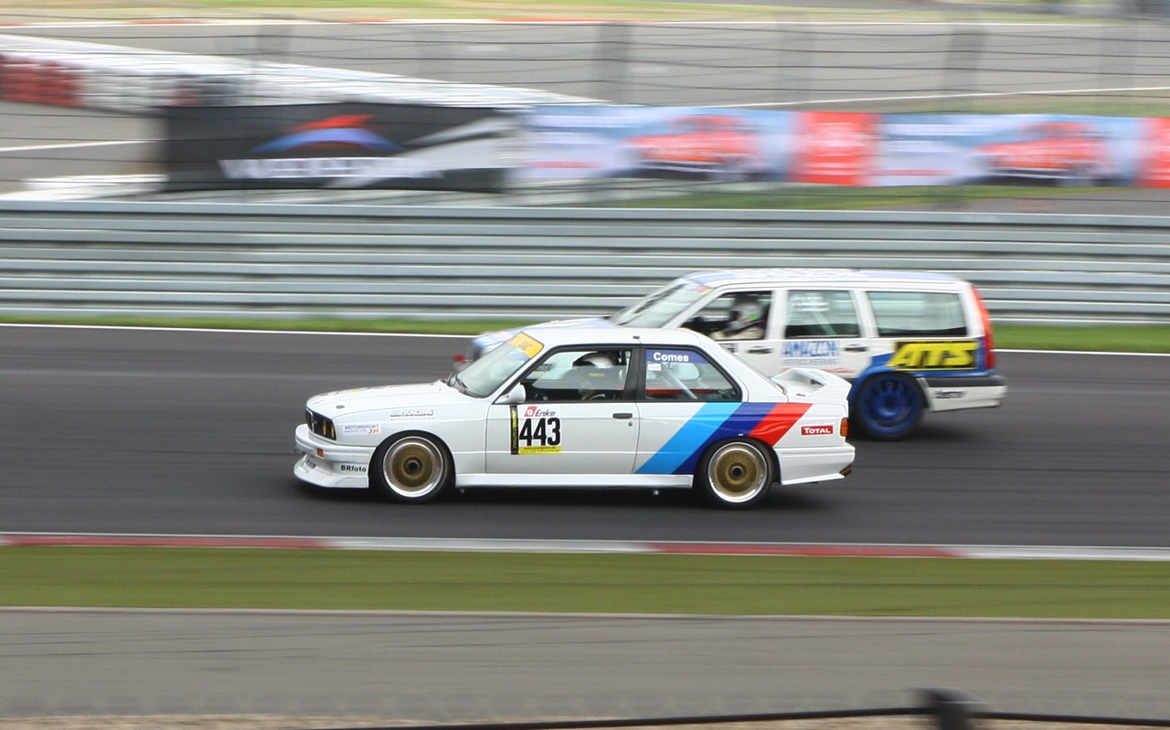 Verslag Oldtimer Grand Prix 2015 op Nburgring, een lekker Duits feestje met uitlaatgeweld!