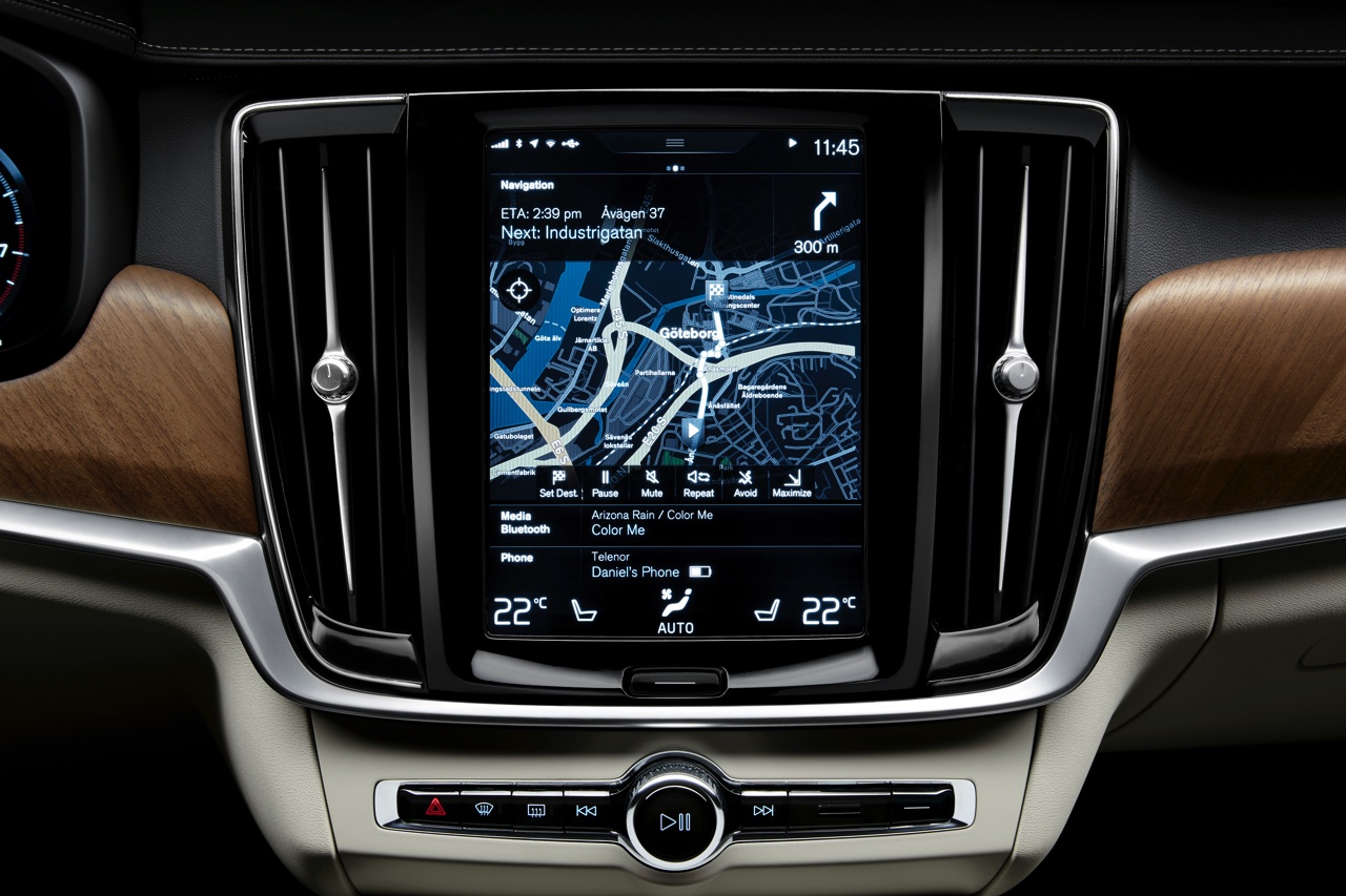 Volvo onthult de S90 met alle officile details en informatie. Het nieuwe vlaggenschip komt net na de zomer naar Nederland, evenals de nieuwe V90.