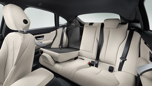 BMW heeft de prijslijst gedrukt van de 4 Serie Gran Coup. De fraai gelijnde vijfdeurs debuteert op de Autosalon van Genve. De orderboeken zijn inmiddels geopend.
