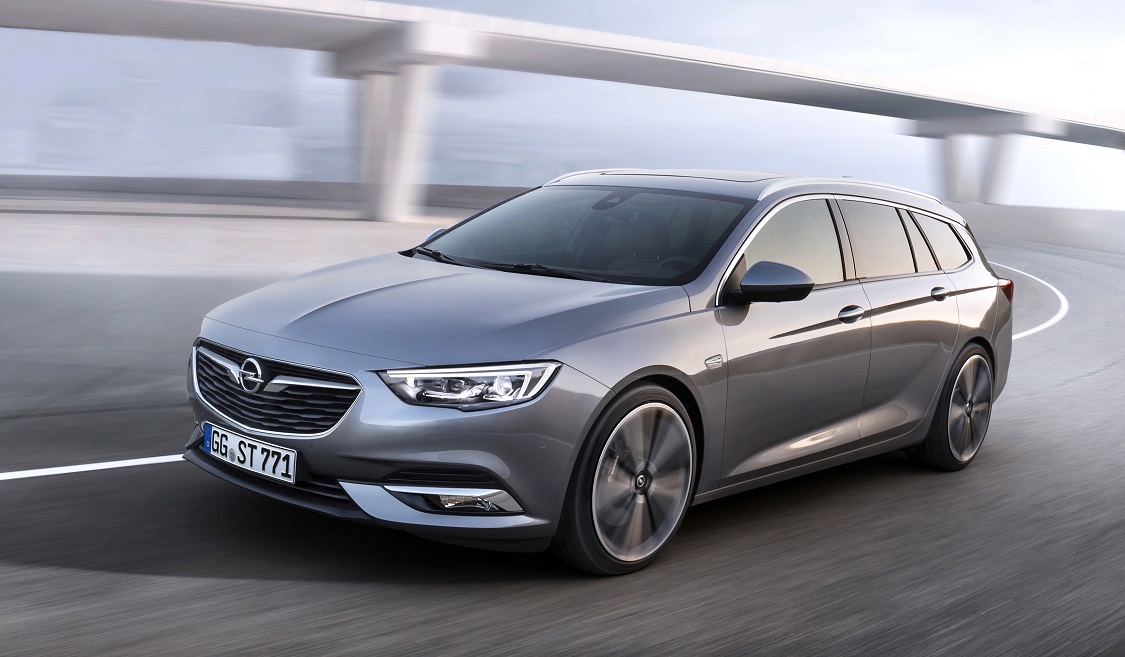 Na de onthulling van de nieuwe Opel Insignia in sedanvorm eind vorig jaar, is het nu de beurt aan de Sports Tourer om tevoorschijn te komen.