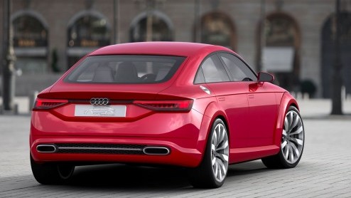 We hadden hem afgelopen week al even voorbij zien komen, deze Audi TT Sportback concept. Inmiddels is-ie te bewonderen op de Parijse beursvloer.