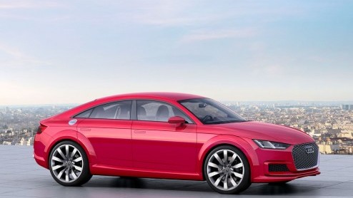 We hadden hem afgelopen week al even voorbij zien komen, deze Audi TT Sportback concept. Inmiddels is-ie te bewonderen op de Parijse beursvloer.