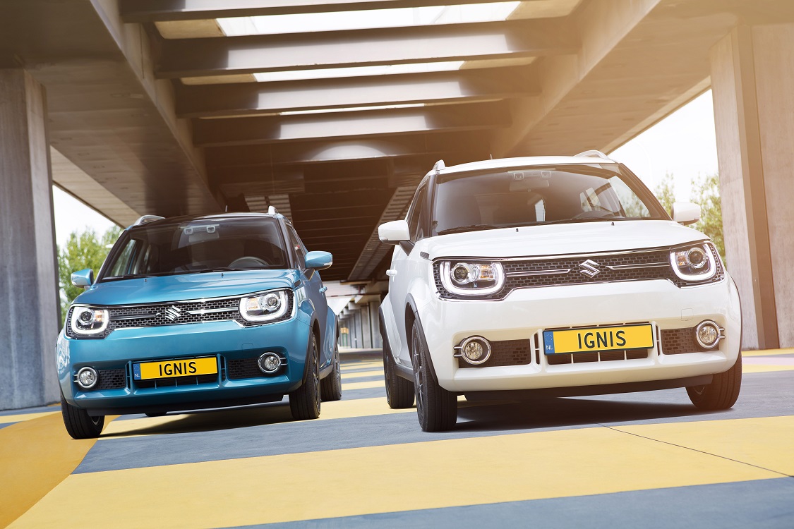Nadat we beetje bij beetje informatie kregen over de Suzuki Ignis, weten we nu ook wat ie minimaal gaat kosten. Ook staat ie een maandje eerder in de showroom en is er weer meer beeld van de auto.