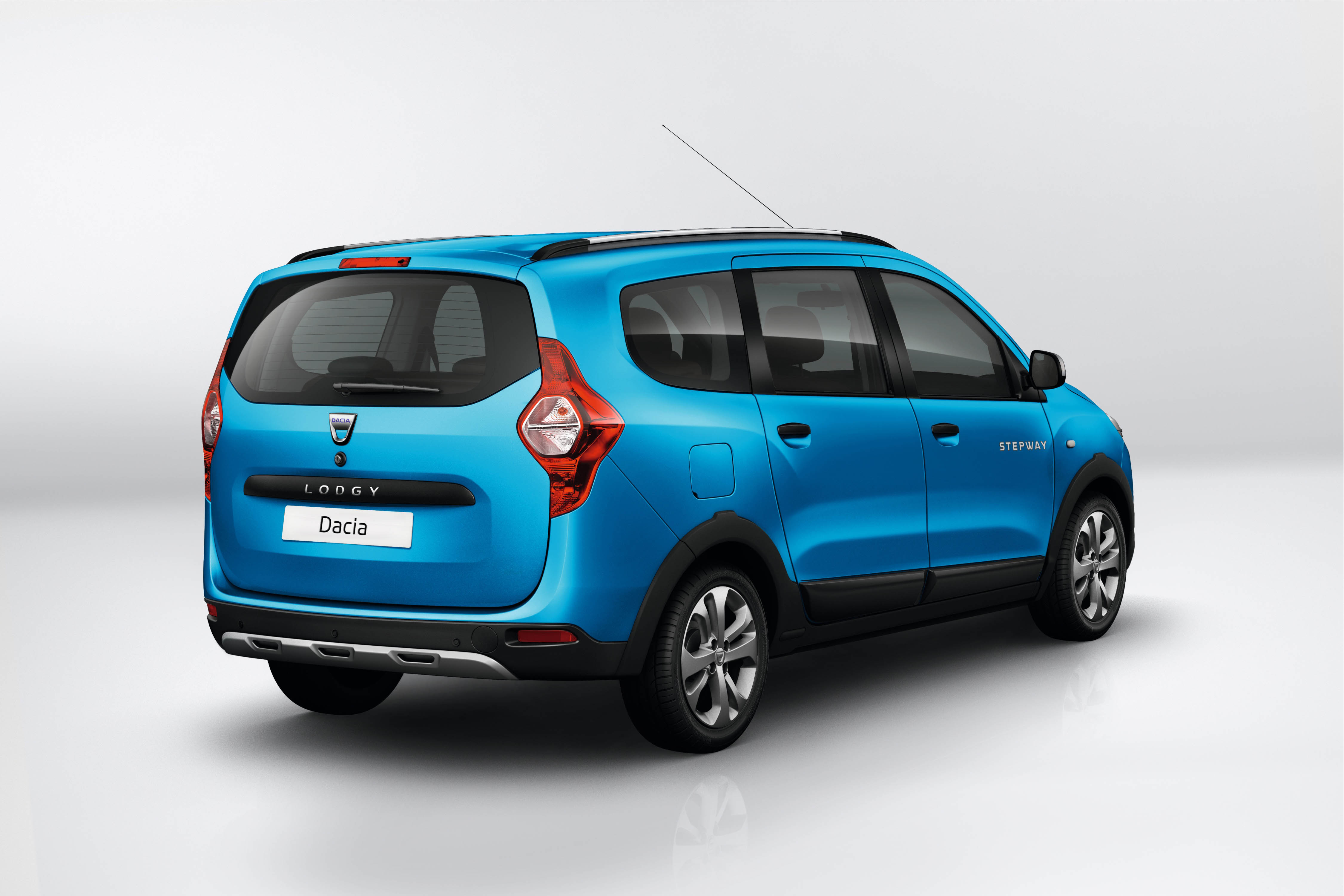 Toch ook carrire voor Dacia Lodgy Stepway in Nederland. De MPV van Dacia is stoer gemaakt met robuuste details aan in- en exterieur.