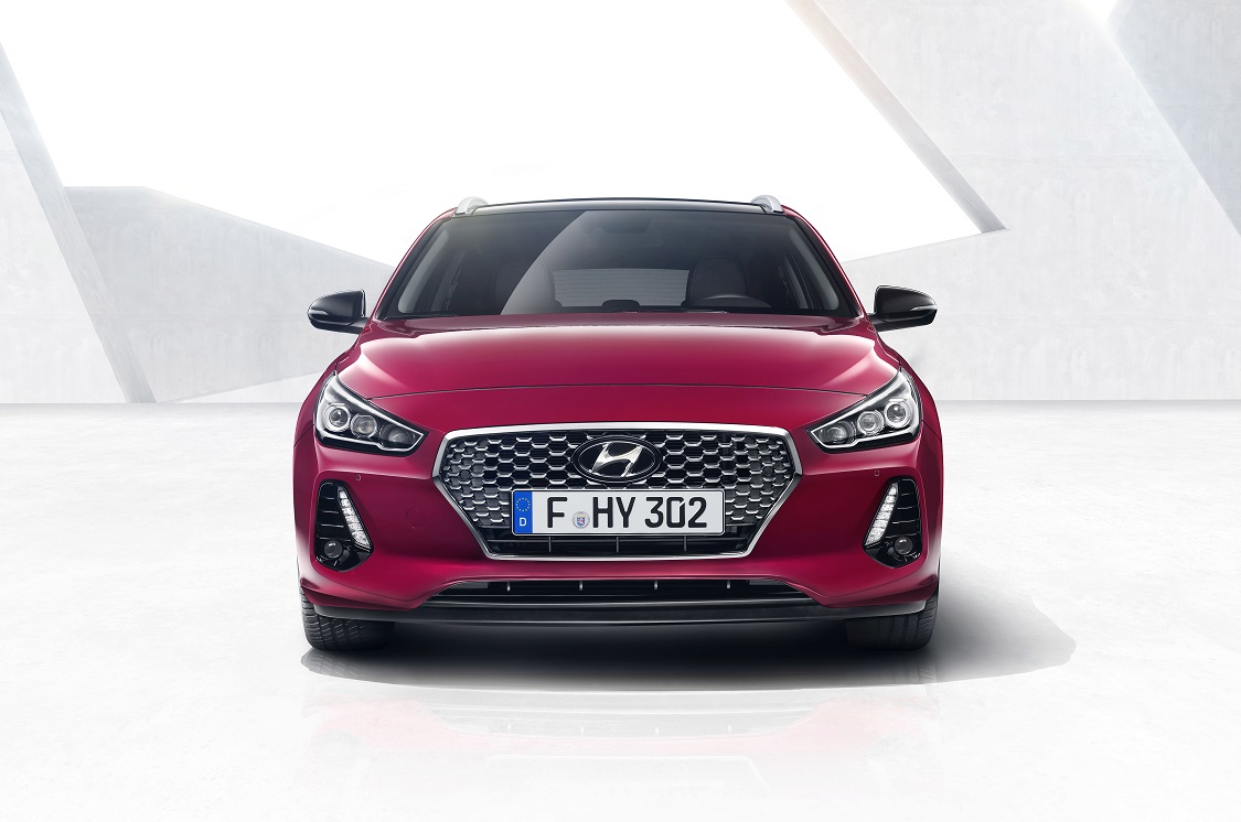 Hyundai kon niet wachten tot de Autosalon van Genve volgende maand en trok vandaag alvast het doek van de nieuwe i30 Wagon.