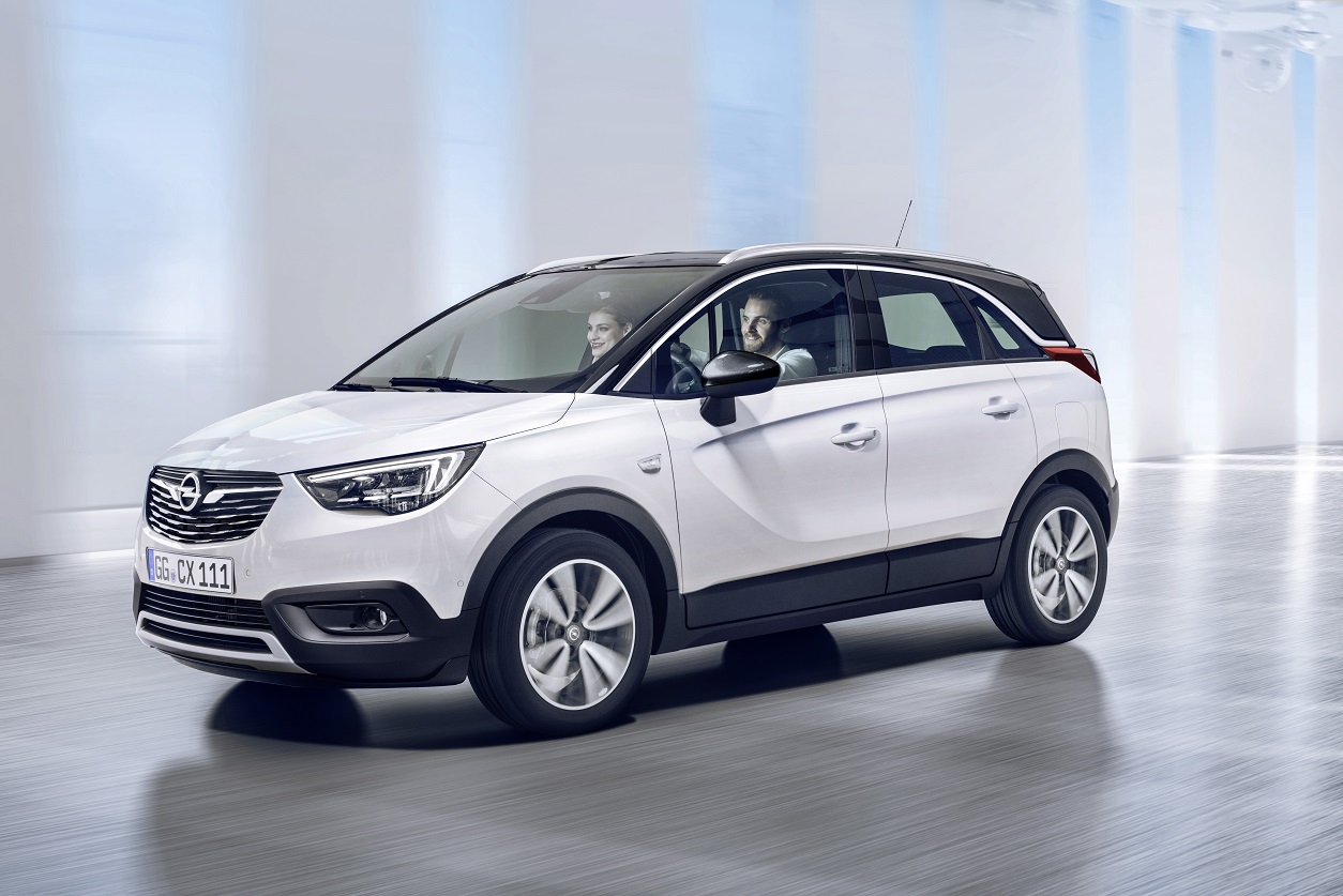Opel heeft nu het doek getrokken van de Crossland X, de Meriva-opvolger die als crossover boven de Mokka X zal worden gepositioneerd.
