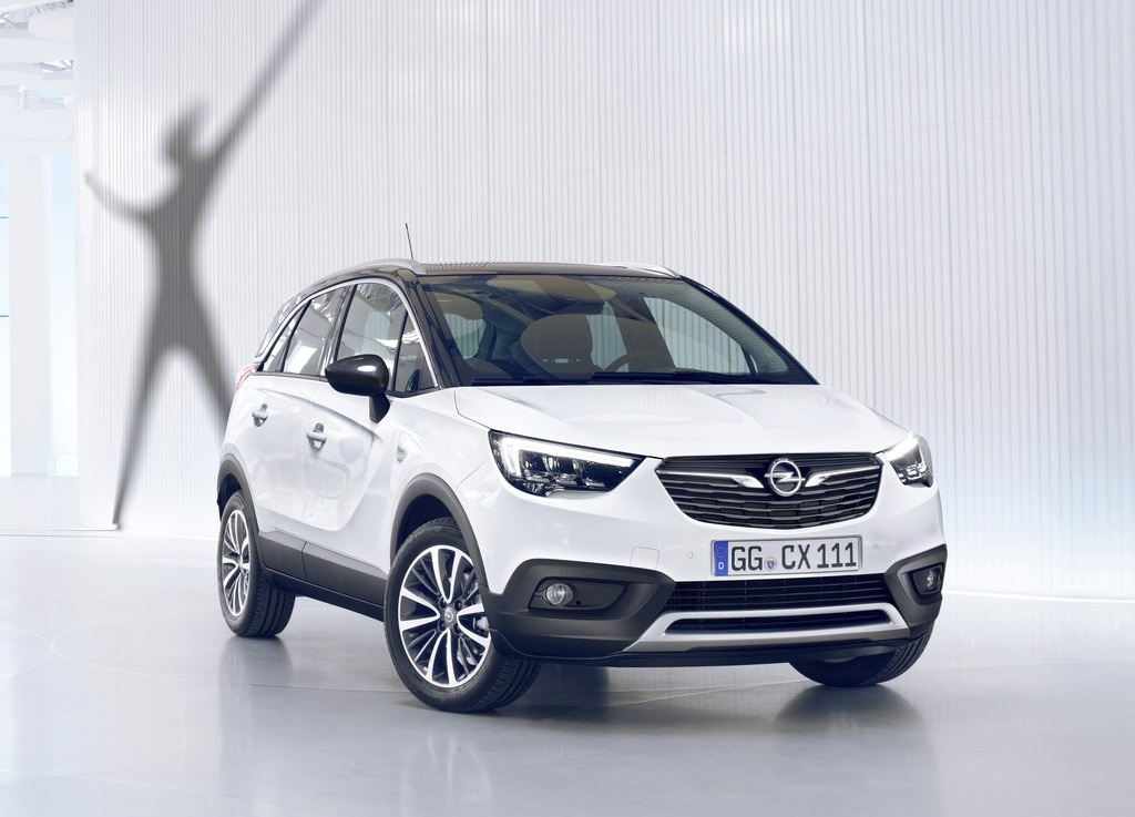 Opel heeft nu het doek getrokken van de Crossland X, de Meriva-opvolger die als crossover boven de Mokka X zal worden gepositioneerd.