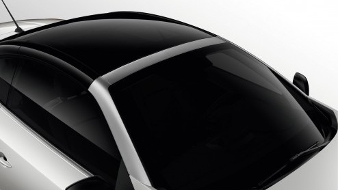 Ook nieuw gezicht voor Renault Megane Coupe Cabriolet. Debuut op Autosalon van Brussel op 14 januari.