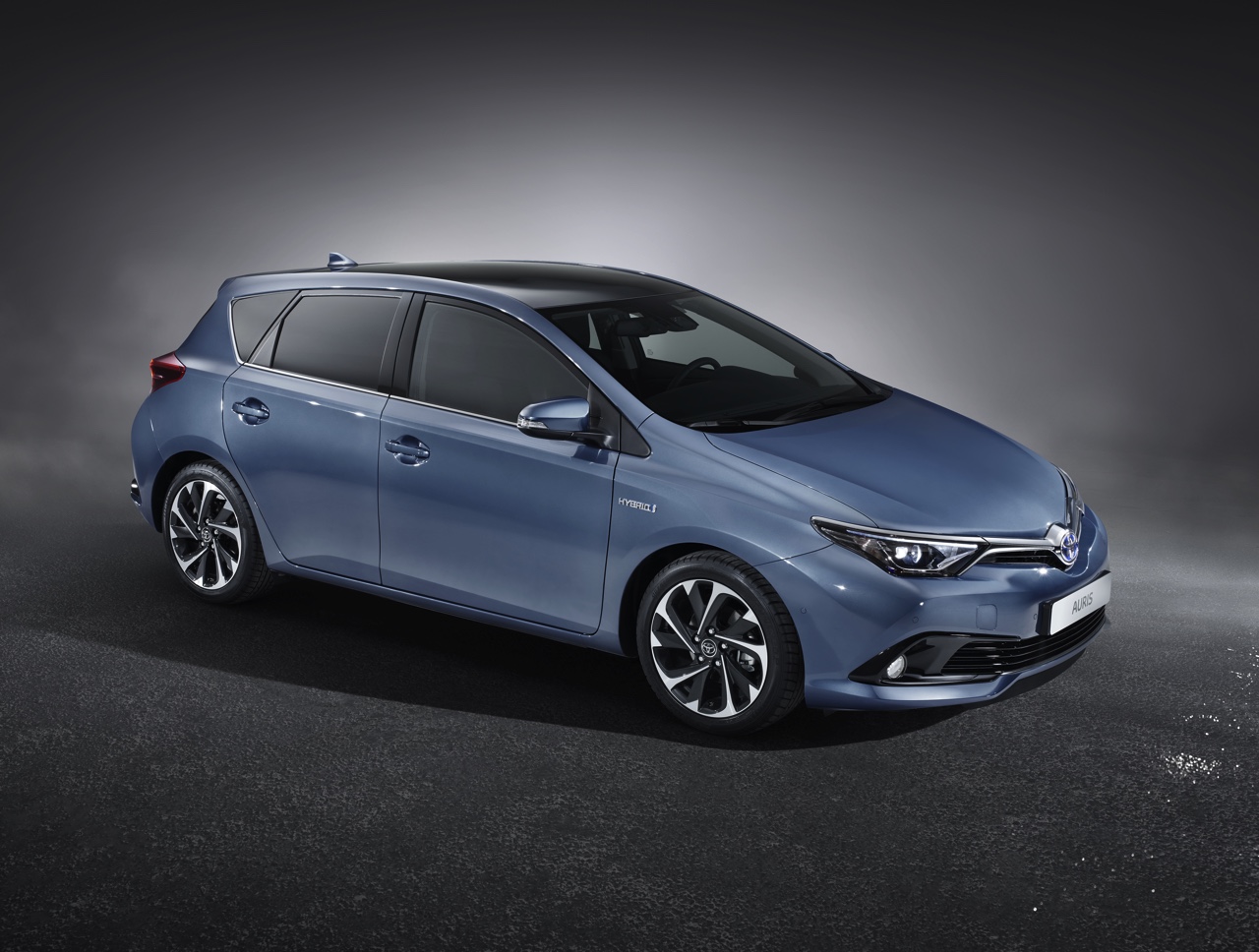 Facelift Toyota Auris 2015 voorbereid op Autosalon van Genve. Op 3 maart maakt Toyota alle details van de vernieuwde Auris bekend.