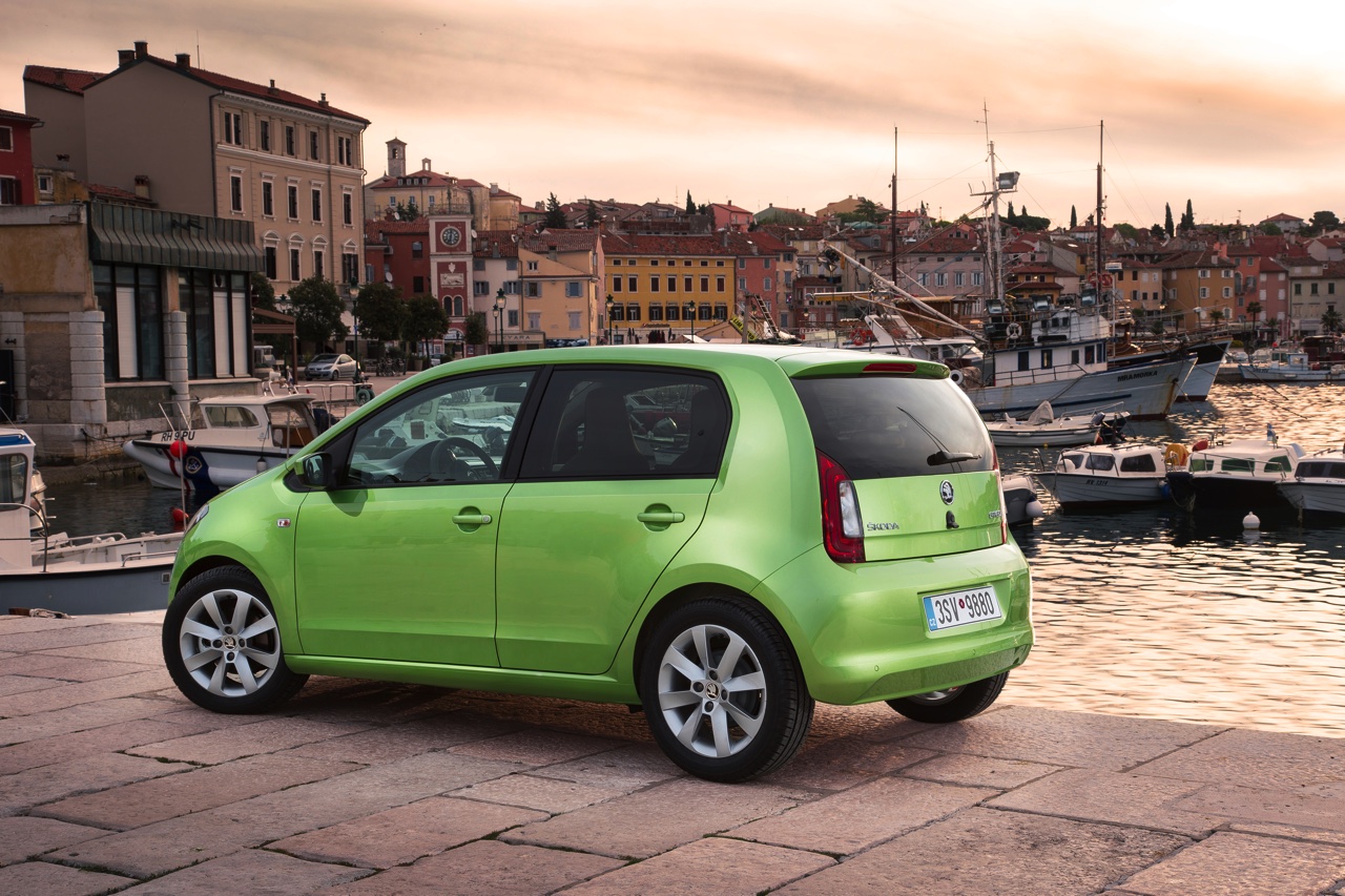 Update voor Skoda Citigo in het najaar van 2016. Het is geen facelift, maar de opfrisser biedt wel meer luxe.