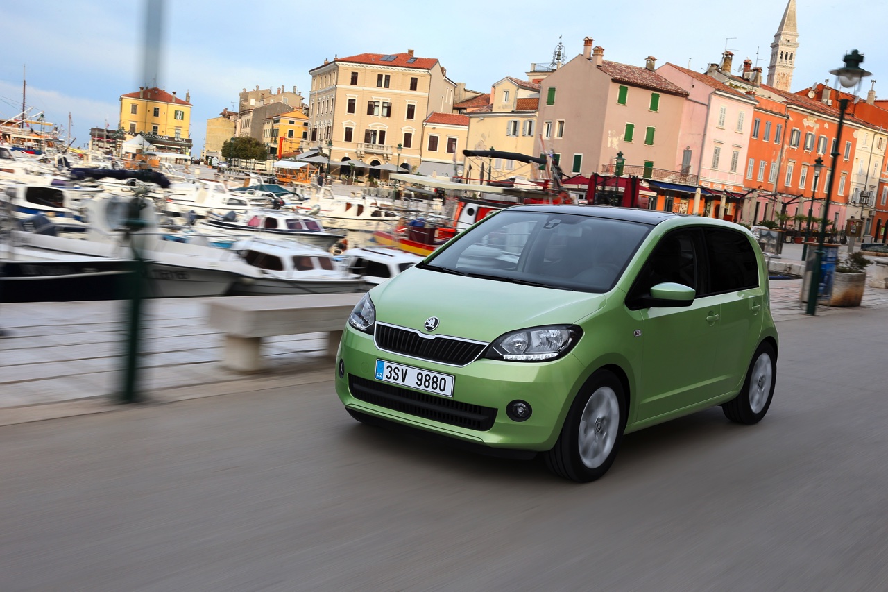 Update voor Skoda Citigo in het najaar van 2016. Het is geen facelift, maar de opfrisser biedt wel meer luxe.
