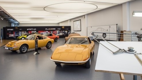 Opel opende 50 jaar geleden, als eerste grote Europese merk, zijn Design Studio