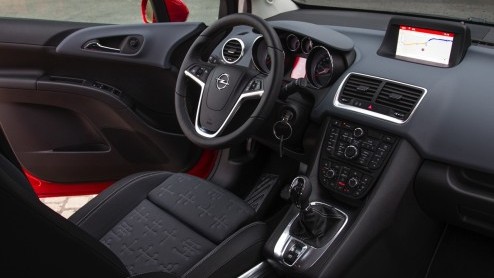 Test Opel Meriva 1.4 Turbo met automaat, het faceliftmodel is subtiel opgefrist en krijgt ook een nieuwe 1.6 CDTI met 20% bijtelling.
