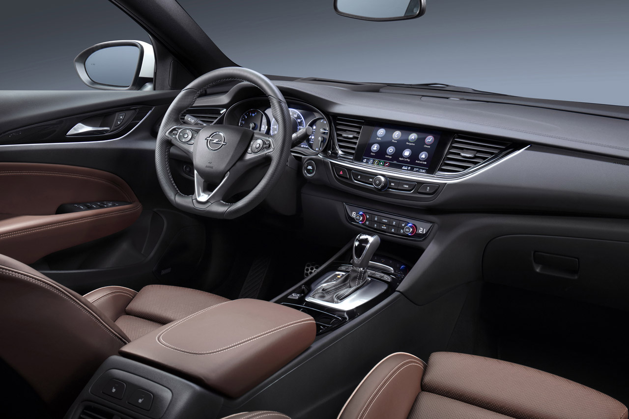 Opel lanceert in de loop van dit jaar nieuwe infotainmentsystemen in de Insignia.