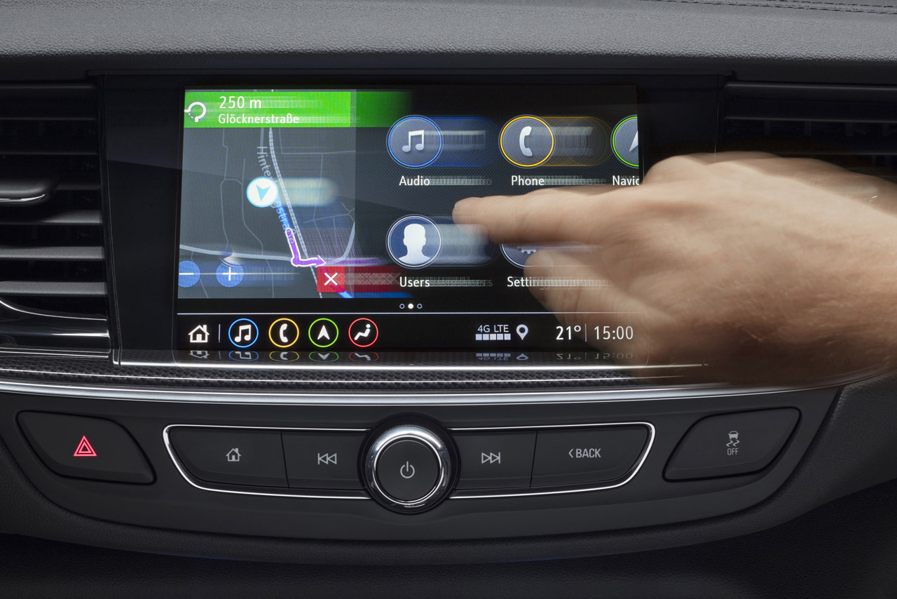 Opel lanceert in de loop van dit jaar nieuwe infotainmentsystemen in de Insignia.