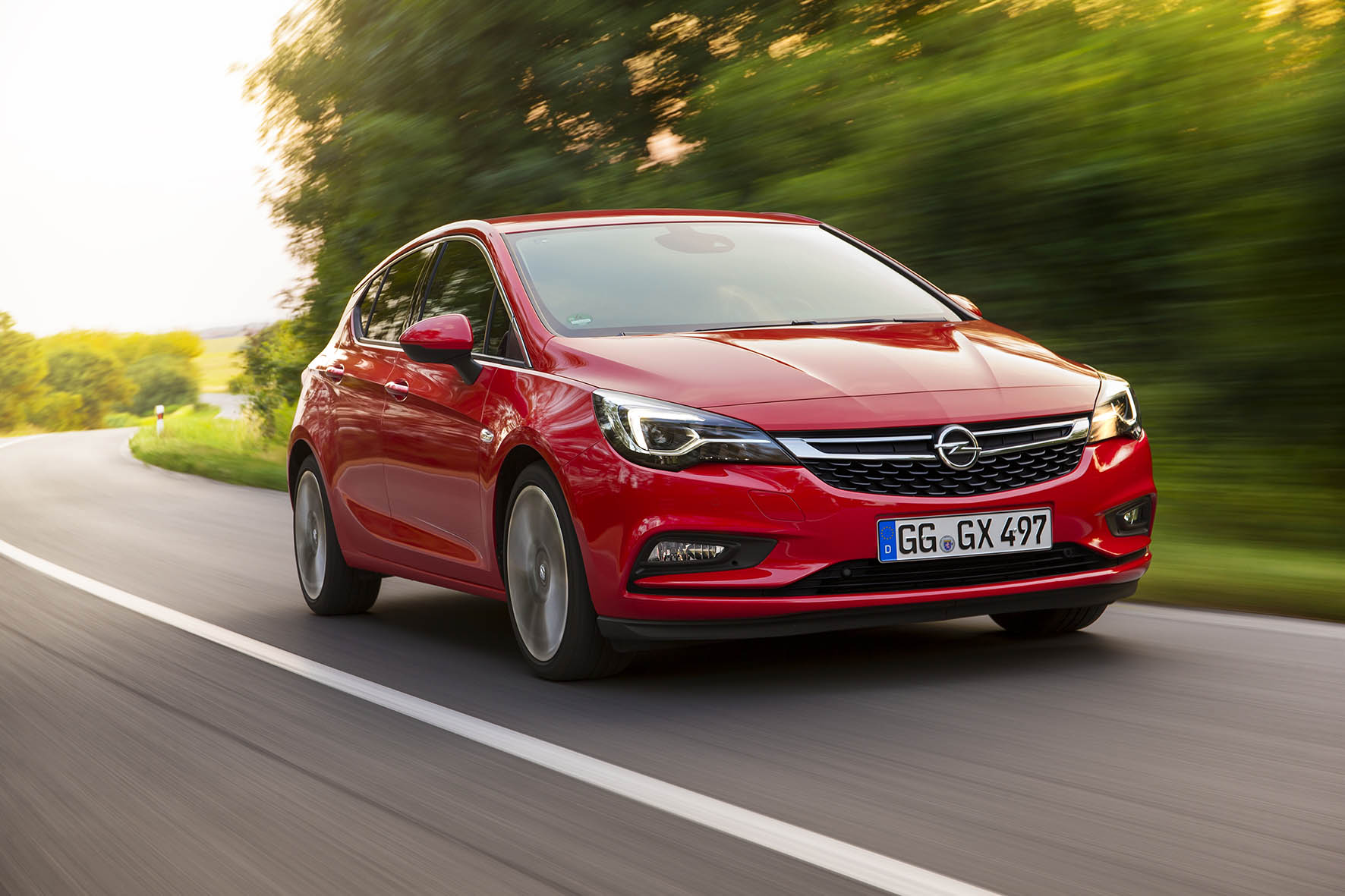 De Opel Astra, Karl, Corsa en Adam zijn leverbaar met de Easytronic 3.0 automaat voor slechts 500 tot 800 euro meerprijs.