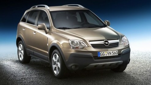 Eindelijk komt er dan een SUV van Opel, de Antara zal begin volgend jaar zijn debuut bij de dealers maken. Het merk was nog niet toegetreden tot dit segement, althans, als we de sterk verouderde Front