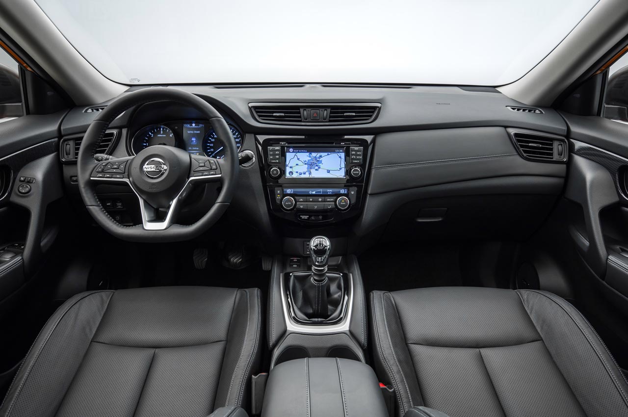 Nissan geeft de X-Trail een bescheiden facelift en introduceert vooral nieuwe technieken.