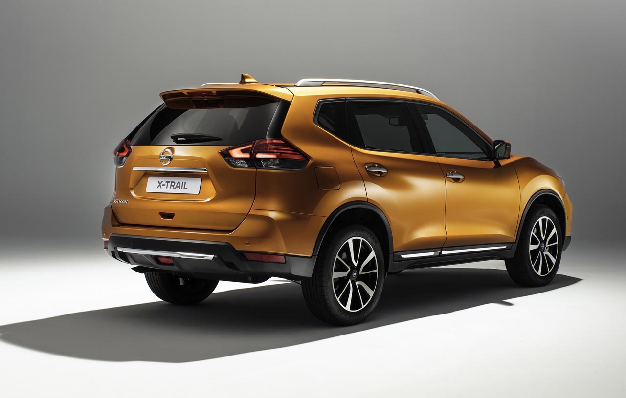 Nissan geeft de X-Trail een bescheiden facelift en introduceert vooral nieuwe technieken.