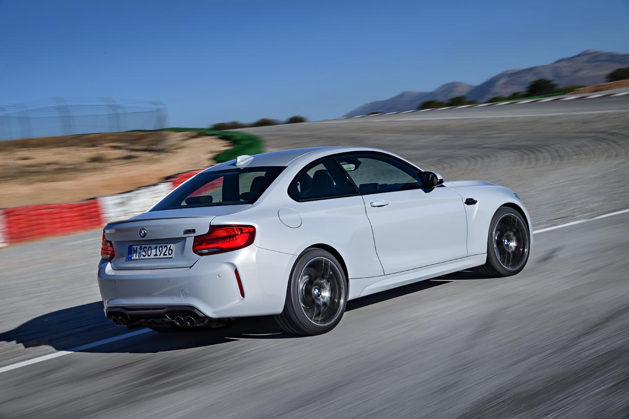 BMW verhoogt het prestatieniveau van de M2 in de M2 Competition.