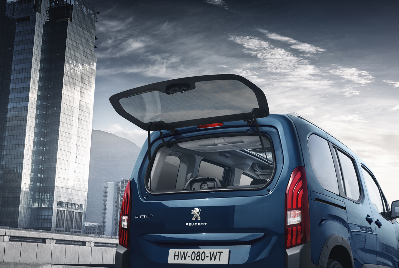 Peugeot brengt de opvolger van de Expert Tepee en noemt deze Rifter.