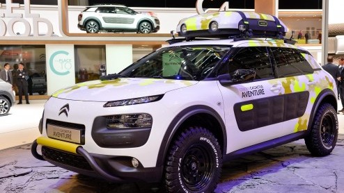 Citron heeft een prijskaartje gehangen aan de eigenzinnige C4 Cactus. De Cactus komt beschikbaar met keuze uit twee benzine- of twee dieselmotoren, waarvan de BlueHDi 100 in aanmerking komt voor 14%