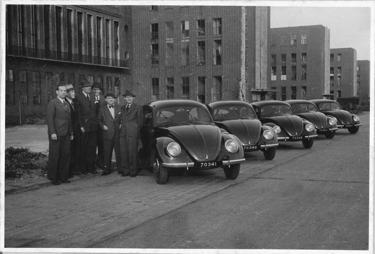 De eerste Volkswagen Kever kwam op 16 oktober 1947 het land binnen, een exemplaar daarvan bestaat nog steeds.