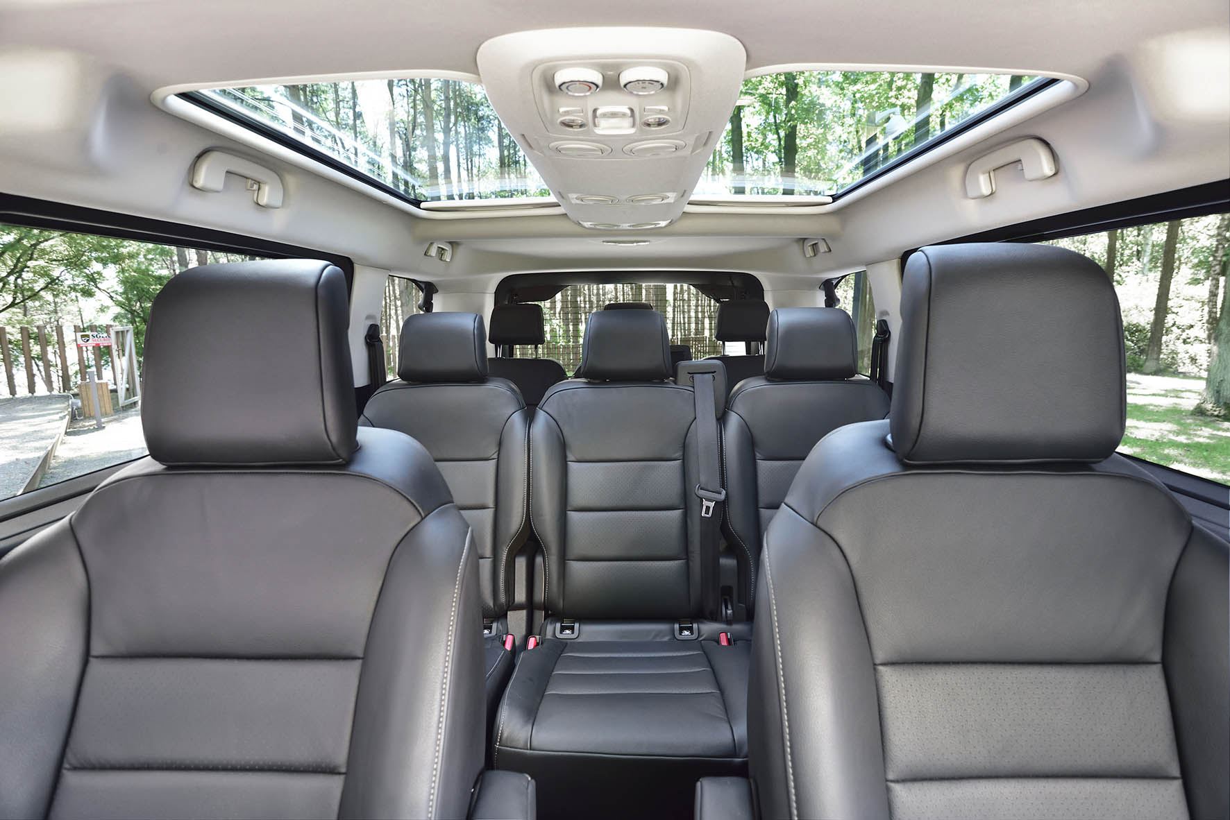 Toyota introduceert de ProAce Shuttle, ProAce Verso in Compact, Medium, Long en Executive-uitvoering.