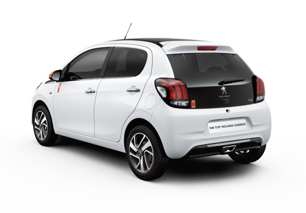 Peugeot viert partnership Roland Garros met de 108 Top! Roland Garros, die luchtig, luxe en sportief is uitgevoerd.