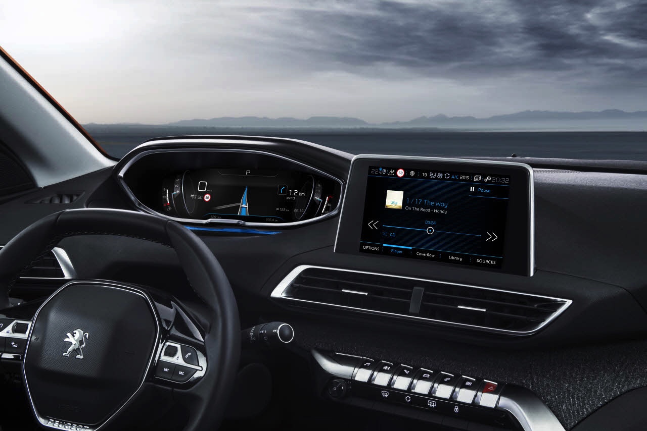 Autotest van de nieuwe Peugeot 3008. Peugeot transformeert de crossover tot een SUV. AutoVandaag rijdt met de 3008 THP 130 en 3008 BlueHDi 120.